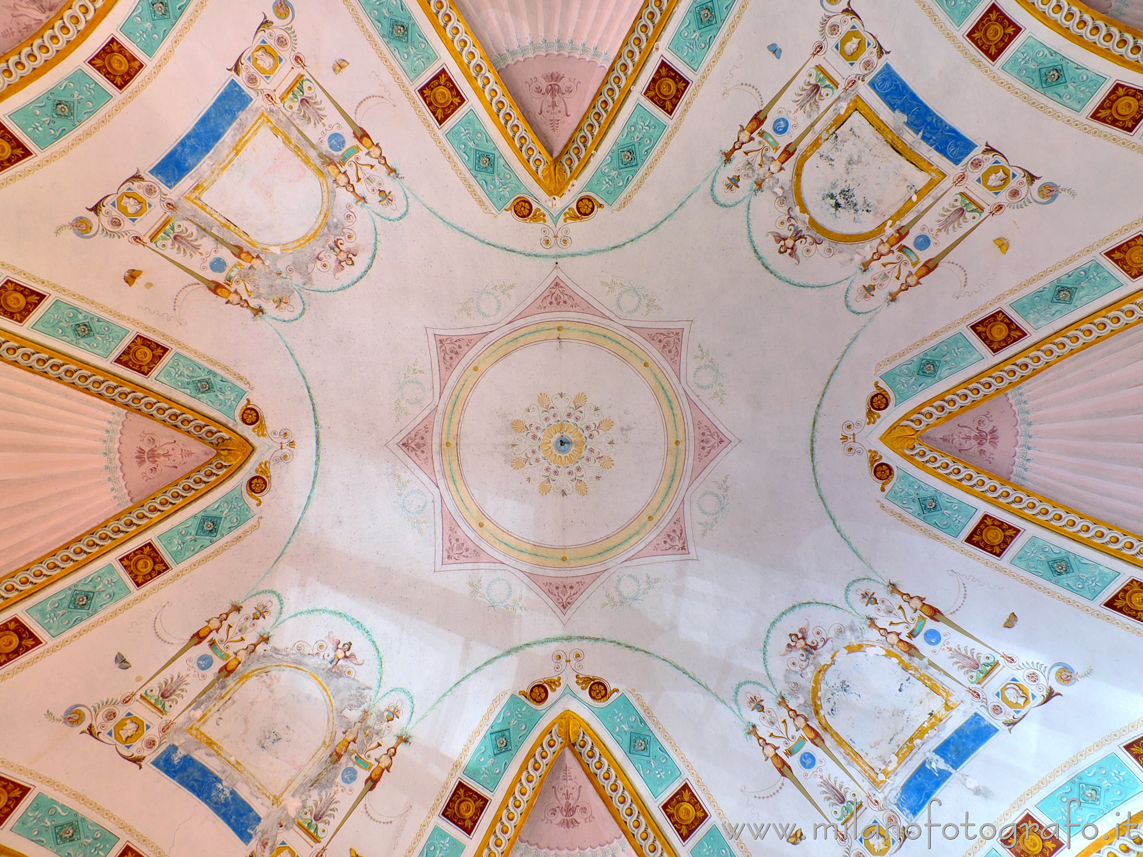 San Colombano al Lambro (Milan, Italy) - Ceiling of the Bedroom of the Castle of San Colombano al Lambro - Full resolution picture